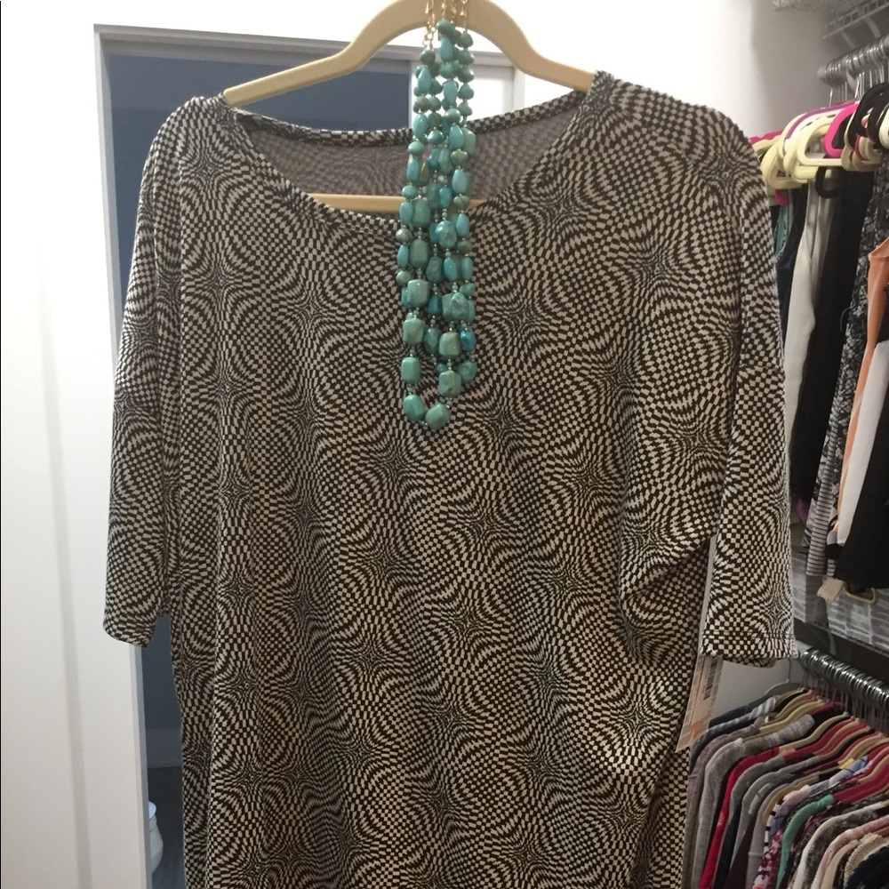 Lularoe Irma - nwt- XS